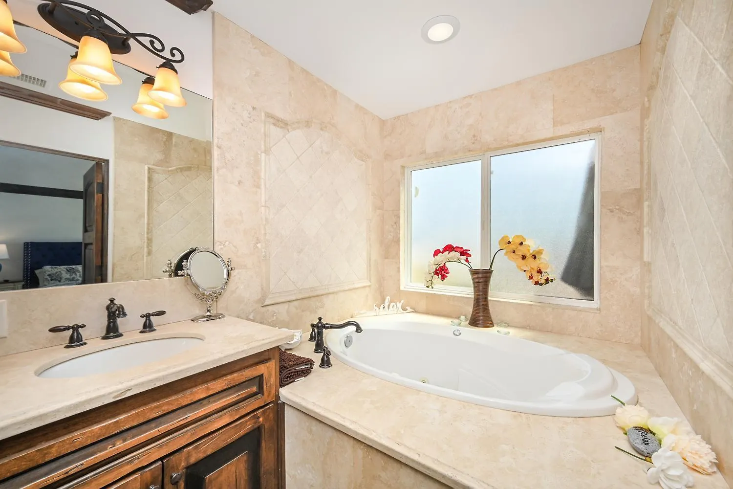 3 Bedroom Luxury Home Steps To Balboa Fun Zone Newport Beach Holiday home